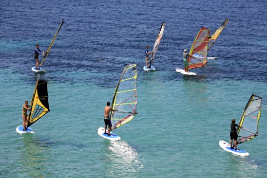 Introduzione al windsurf - 1 ora & soggiorno 1 notte