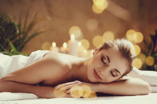 Massagem com Óleo de Vela Aromática