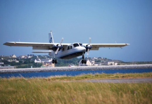 Aran Islands Day Tour with Scenic Flight