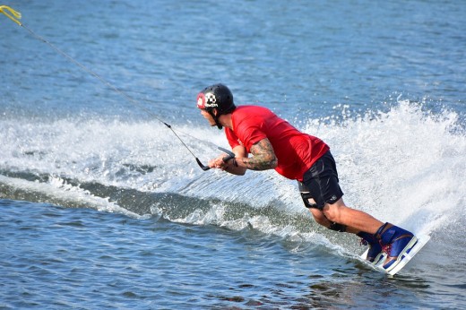 Lezione di Wakeboard - 15 min & soggiorno 1 notte