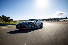 Conduzir um Mercedes AMG GT 63 3 voltas + 1 volta em co-piloto