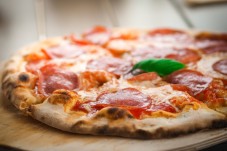 Menù Antipasto + Pizza per 2 a Caserta
