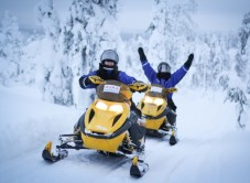 Moottorikelkkasafari Kuusamossa kahdelle