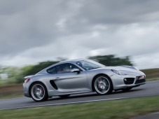 Un giro sulla Porsche Cayman & soggiorno 2 notti