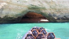 Balade en bateau à la grotte de Benagil en Algarve