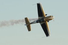 Espetáculo de Acrobacias Aéreas c/ Fumos Biodegradáveis