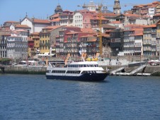 Jantar a Bordo de Barco Rabelo no Rio Douro para Grupos (50 pax min.)