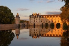 Visit of Clos Lucé, Chambord and Chenonceau with wine-tasting