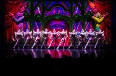 Moulin Rouge Pariisi kahdelle