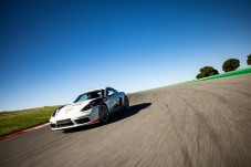 Conduzir um Porsche Cayman 718 S - 3 voltas + 1 volta em co-piloto