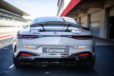 Conduzir um Mercedes AMG GT 63 2 voltas + 1 volta em co-piloto