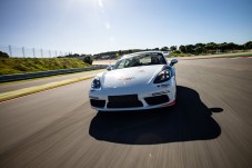 Conduzir um Porsche Cayman 718 S - 3 voltas + 1 volta em co-piloto