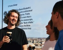 Guinness Storehouse-museo Dublinissa kahdelle