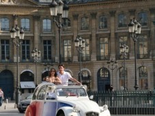 Romanttinen ajelu sitikalla Pariisissa kahdelle