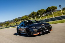 Conduzir um Mercedes AMG GT 63 3 voltas + 1 volta em co-piloto