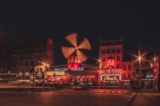 Moulin Rouge Paris - Illallinen kahdelle (Belle Époque -menu)