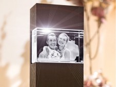 Adoquín de cristal 3D 110x75x65mm - 1 a 3 personas + columna de luz